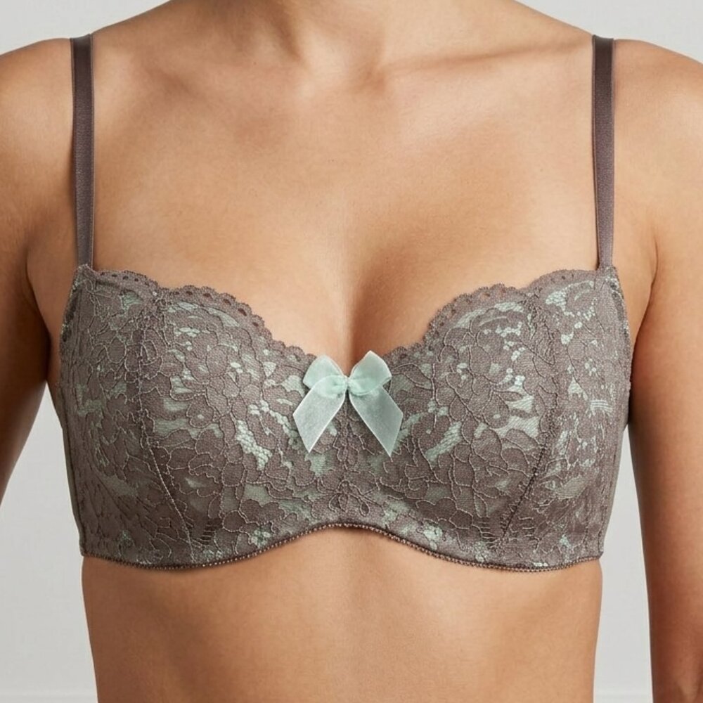 b.tempt'd by Wacoal b.wow'd Padded Lace Bra Size 34DD